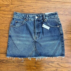 NWT | Topshop Denim Cut-off Skirt | Size 6